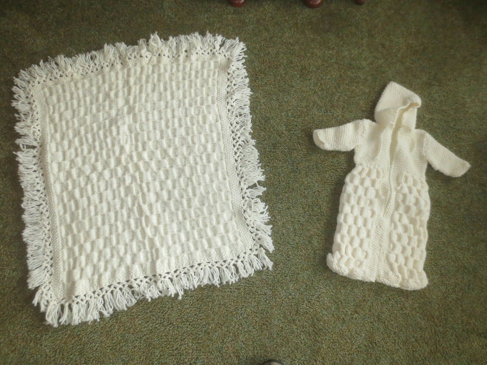 New Handmade Ivory Zippered & Hooded Infant Baby Bunting & Matching Blanket